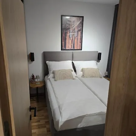 Privatni Rio Deluxe A1-8 U Sklopu Vucko *