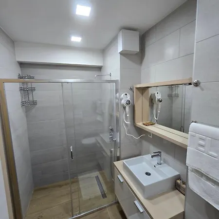 Privatni Rio Deluxe A1-8 U Sklopu Vucko Jahorina
